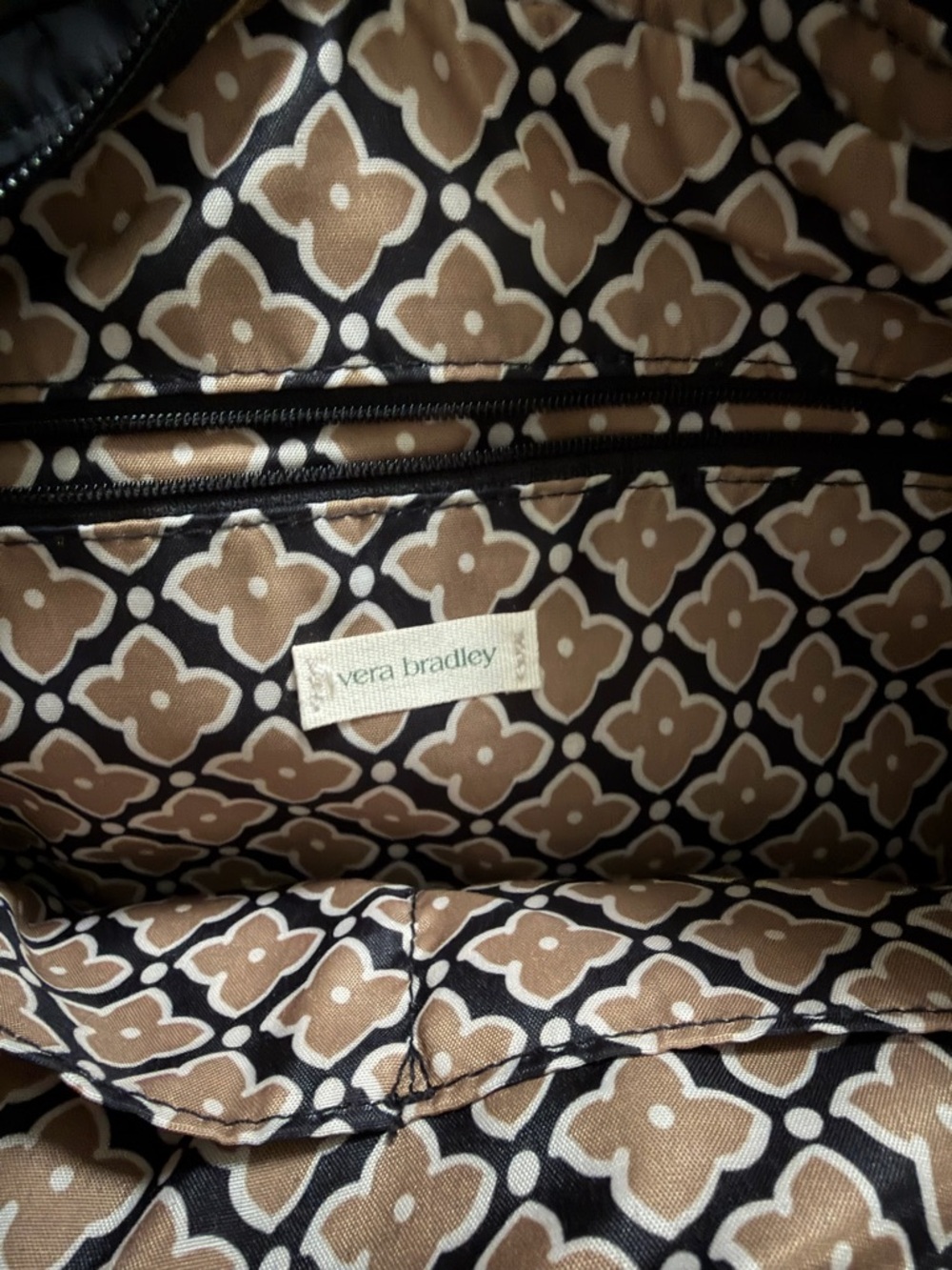 Vera Bradley outlet Lg. North South tote, ultralight, black - Picture 4 of 7
